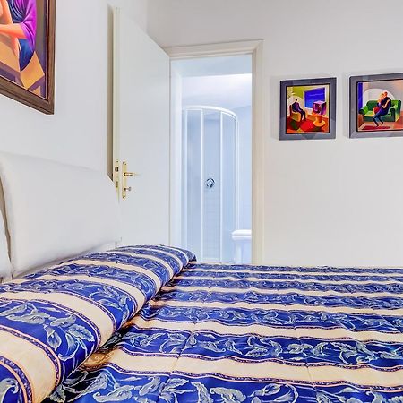 Hotel Hesperia Венеция Экстерьер фото